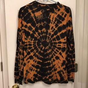Urban Outfitters pattern long sleeve men’s shirt
